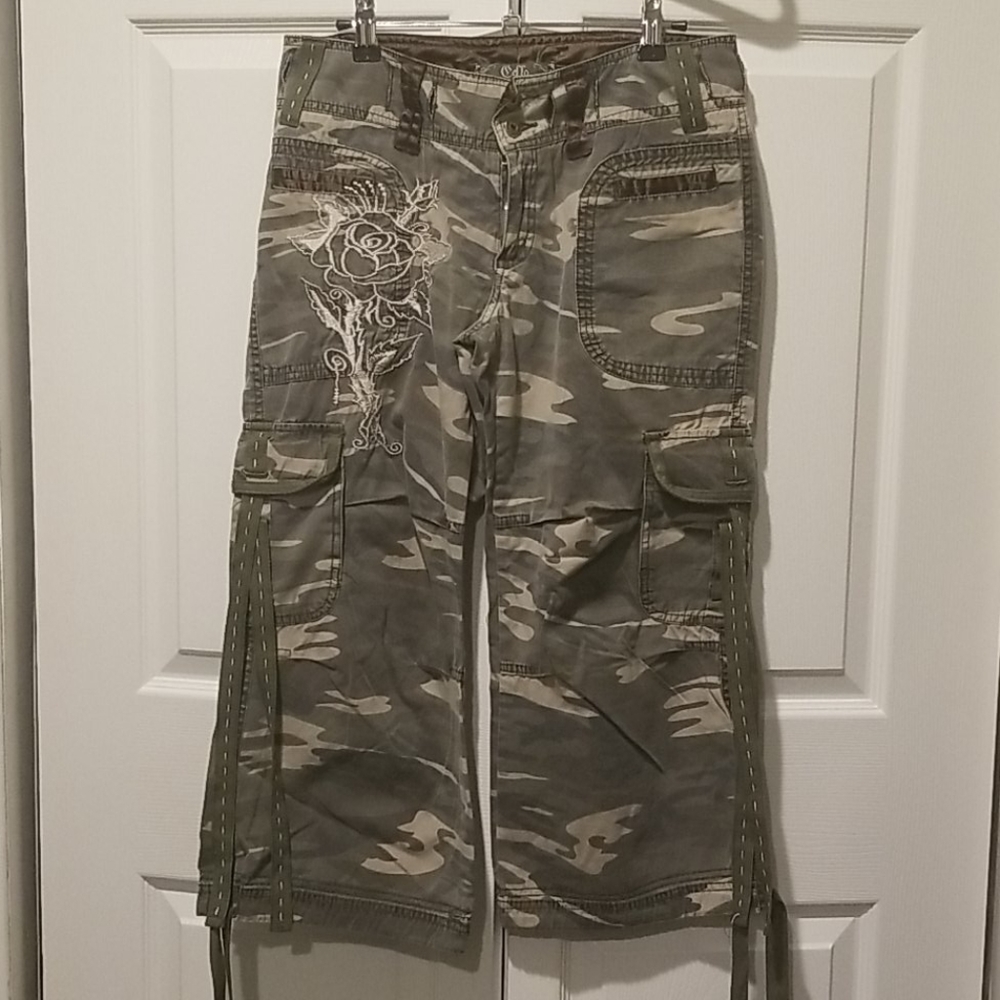 Camo Cargo Wide Leg Capris